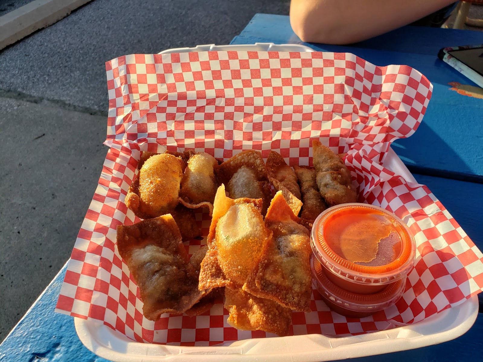 Daddy Pig's Snack Shack — Oficiais