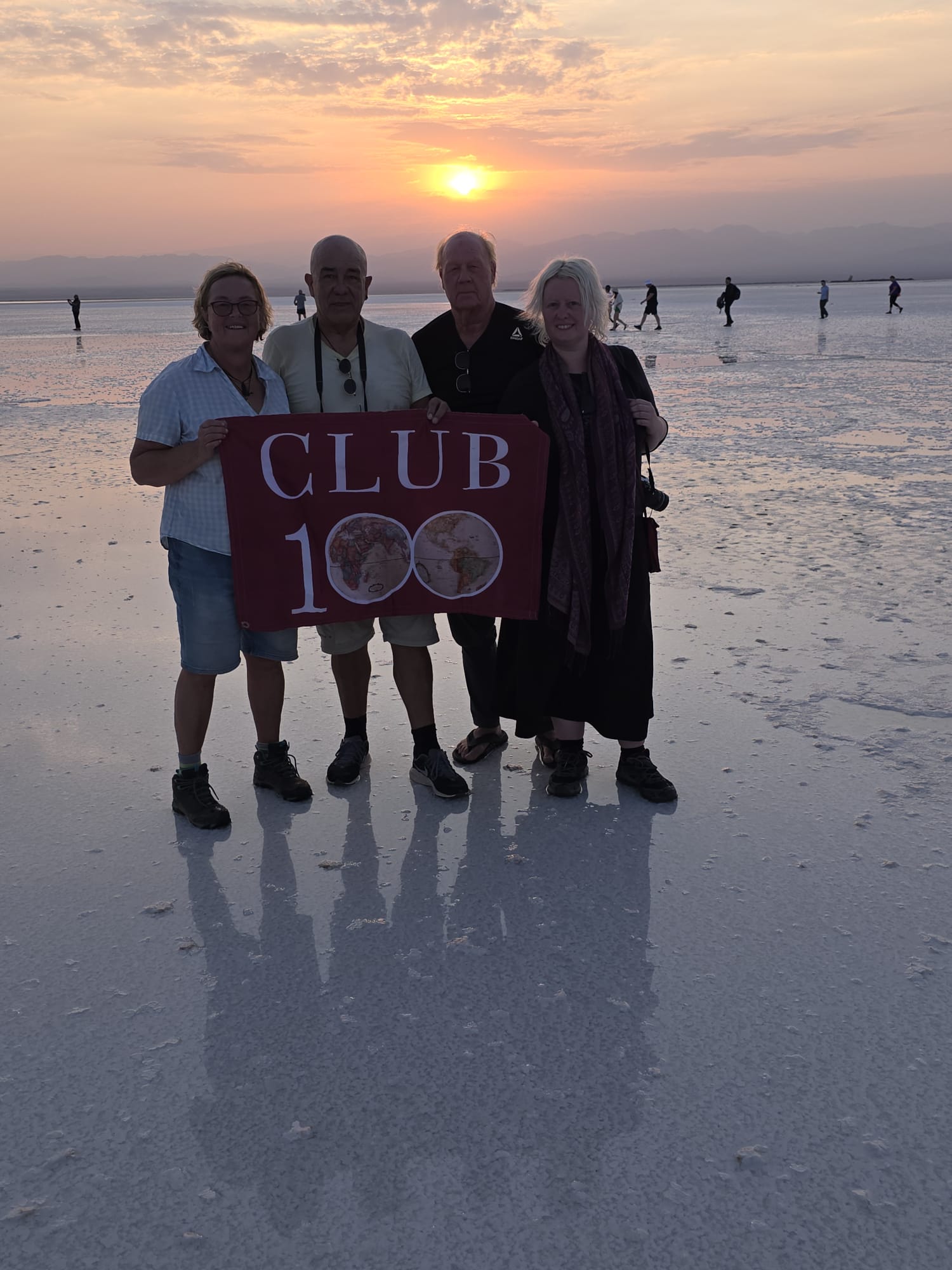Danakil Depression — Oficiais