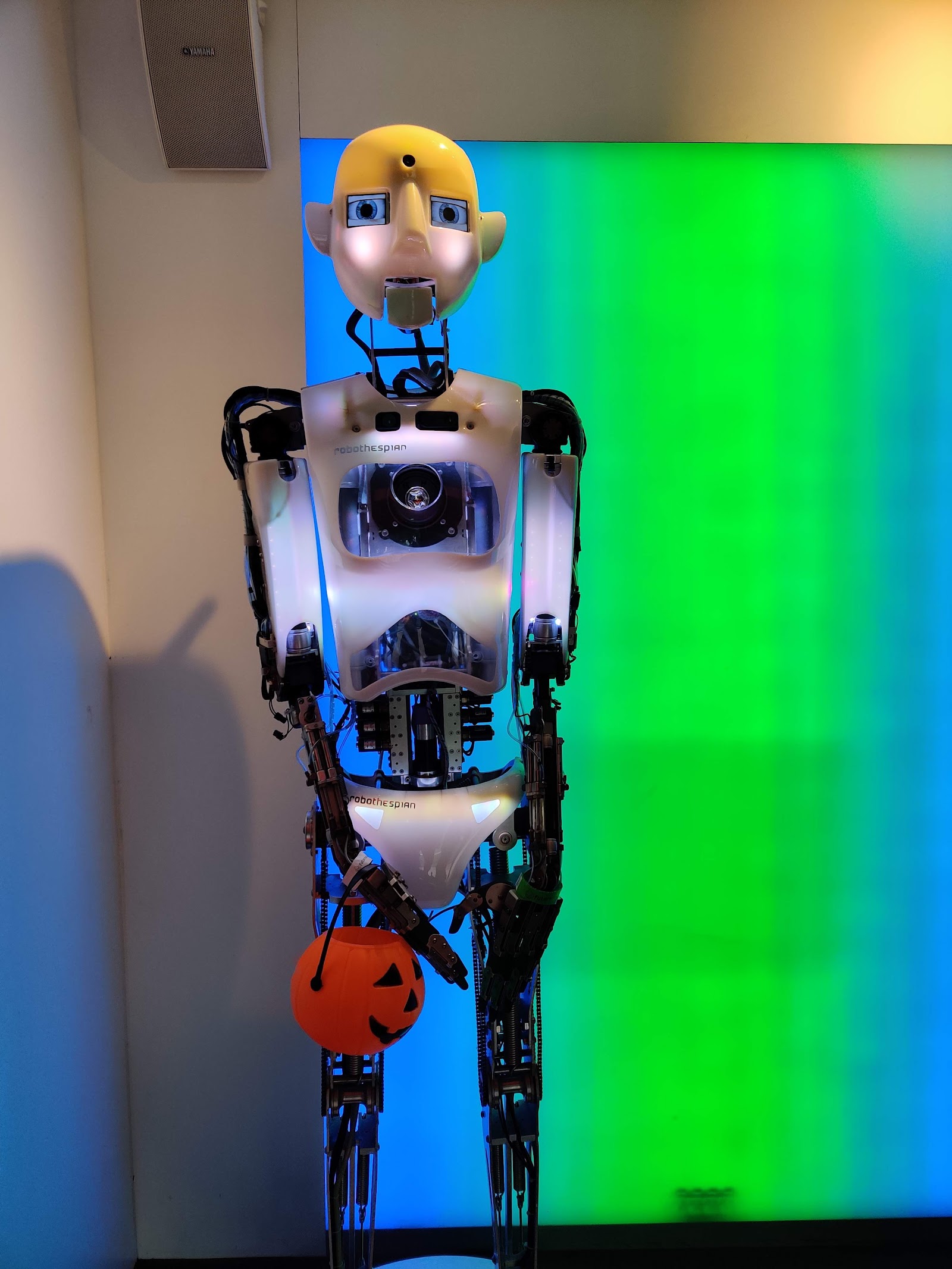 Danse avec les Robots — Oficiais