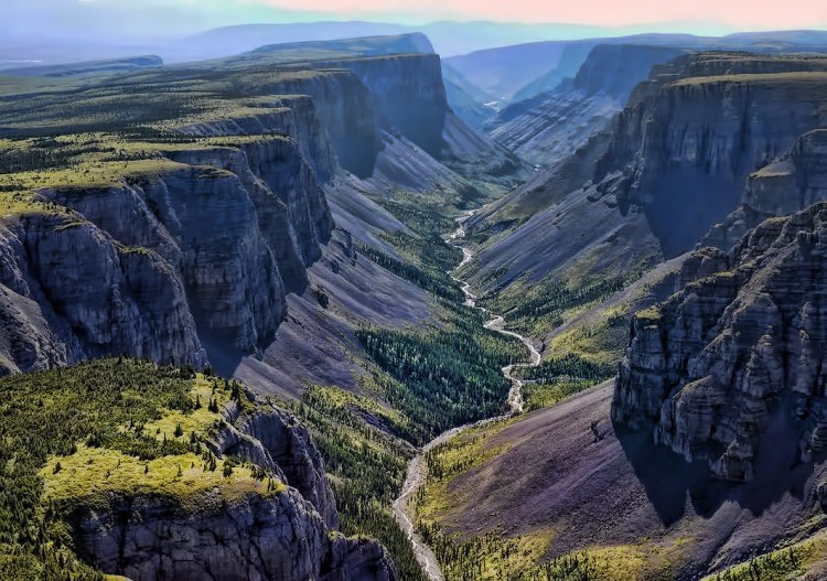 Deadmen Valley — Oficiais