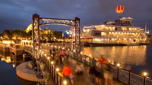 Disney Springs — Oficiais