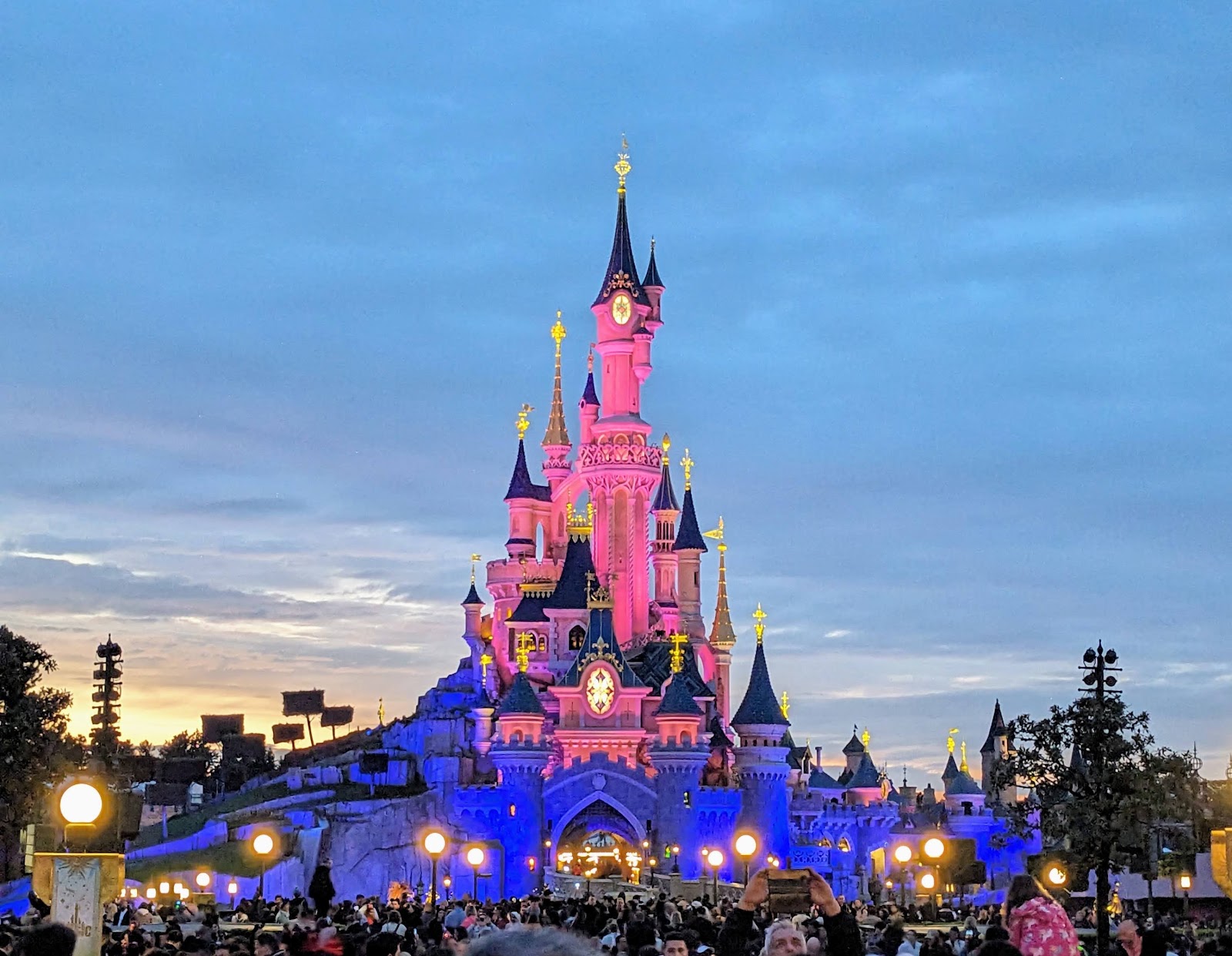 Disneyland Park — Oficiais