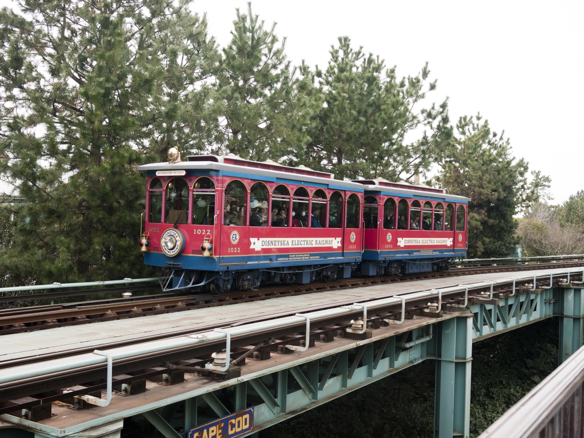 DisneySea Electric Railway (American Waterfront)