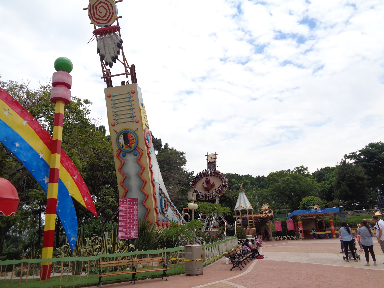 Dragon Coaster — Oficiais