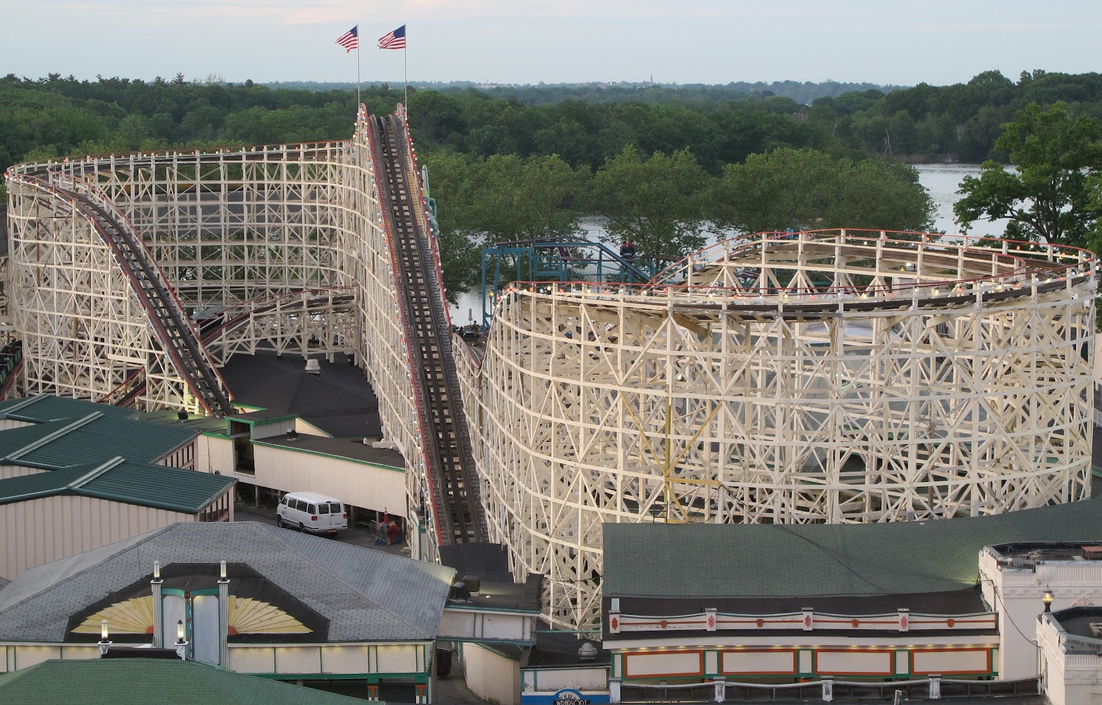 Dragon Coaster — Oficiais