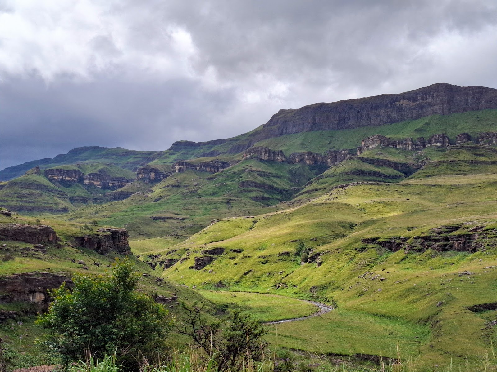 Drakensberg — Oficiais