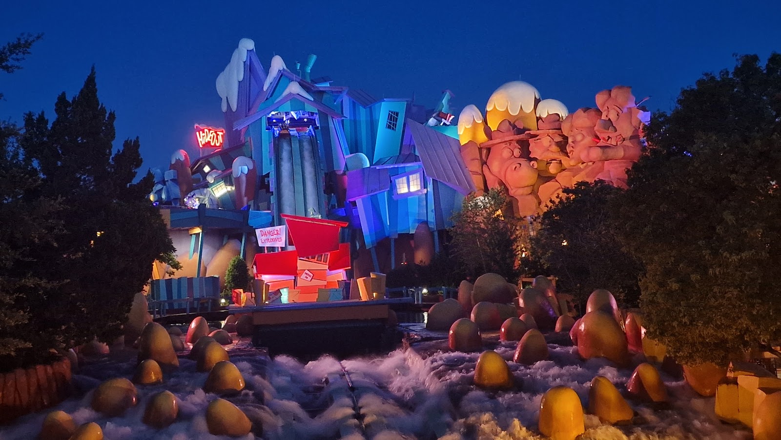 Dudley Do-Right's Ripsaw Falls — Oficiais
