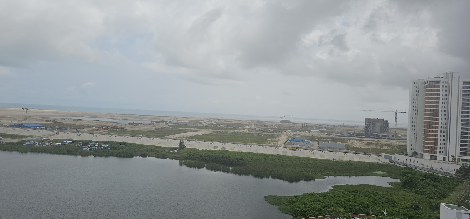 Eko Atlantic — Oficiais