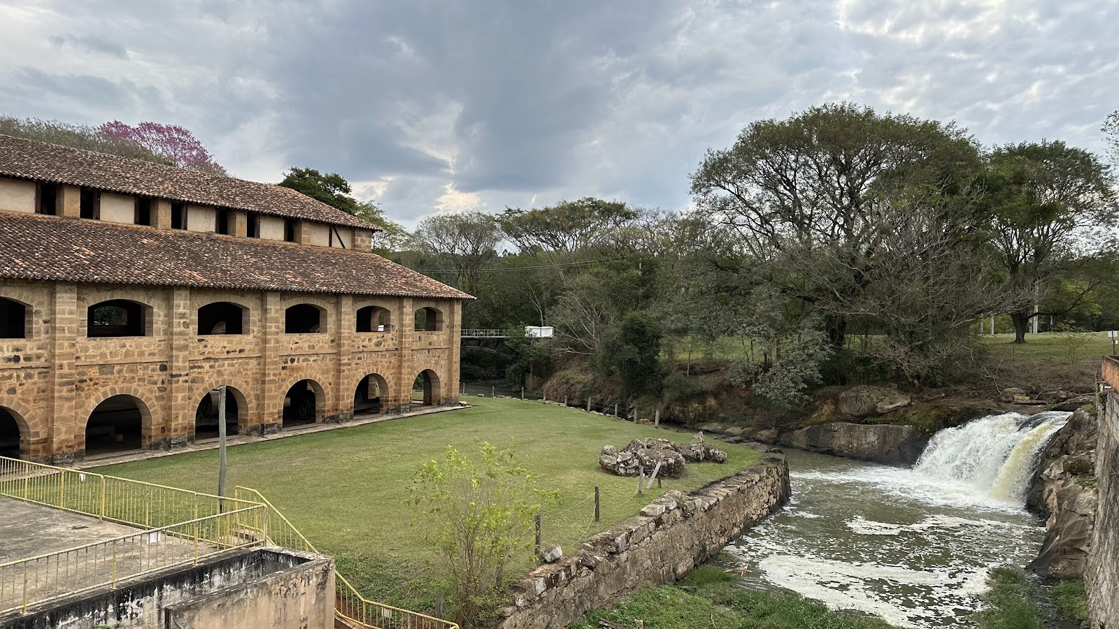 Fazenda Ipanema — Oficiais