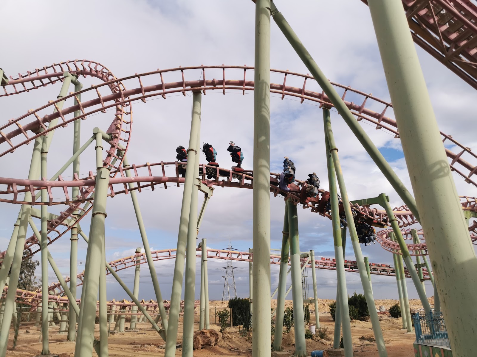 Ferris Wheel — Oficiais