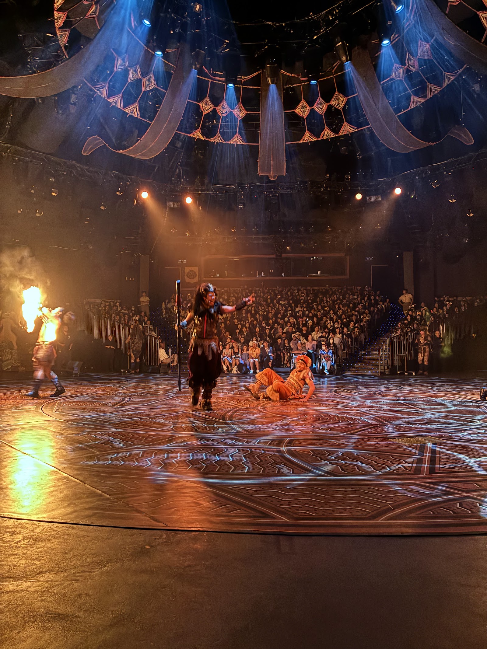 Festival of the Lion King — Oficiais