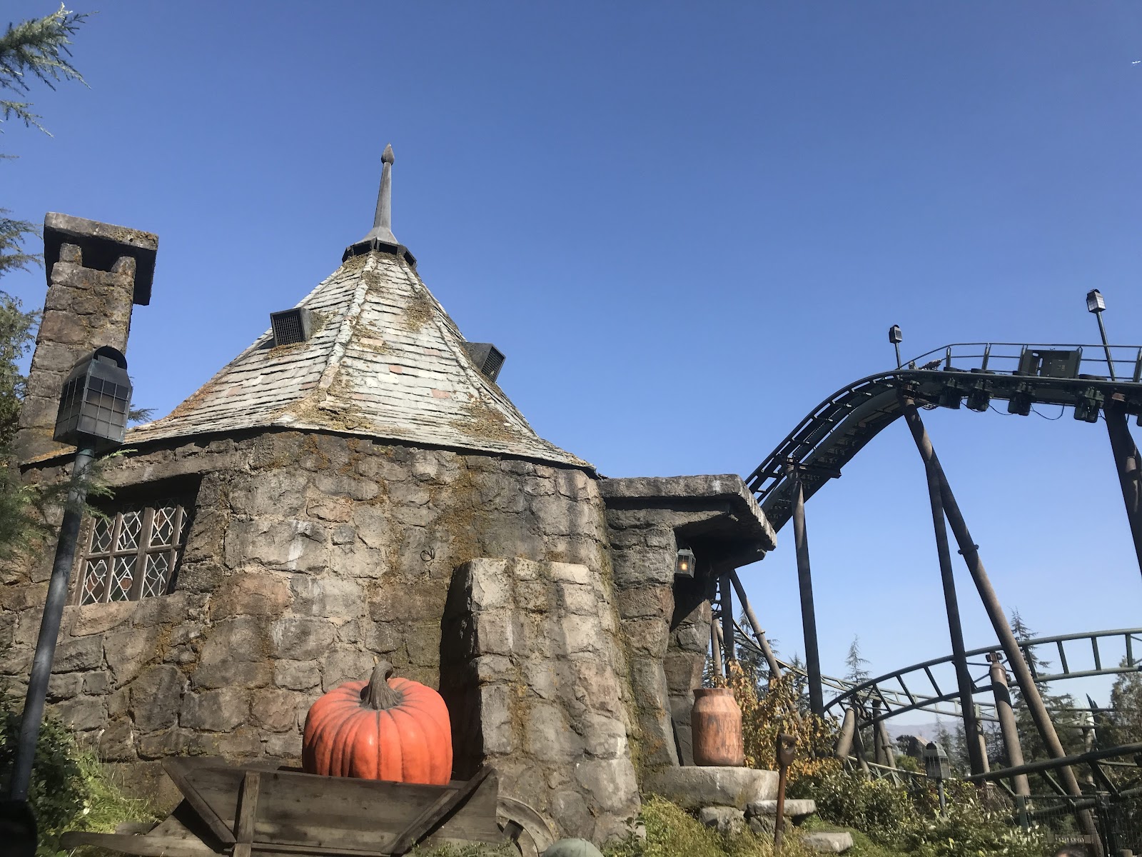 Flight of the Hippogriff — Oficiais