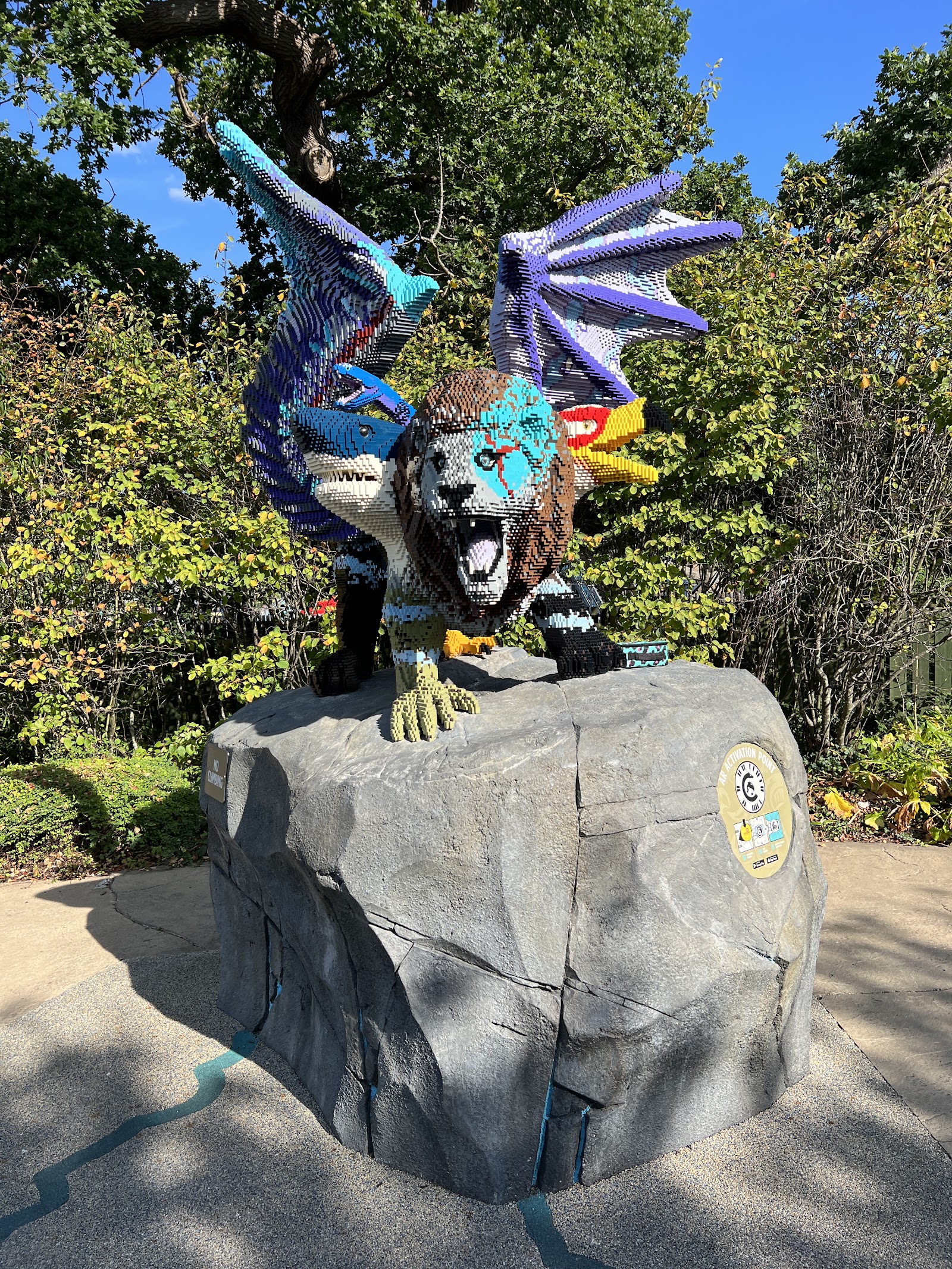 Flight of the Sky Lion — Oficiais