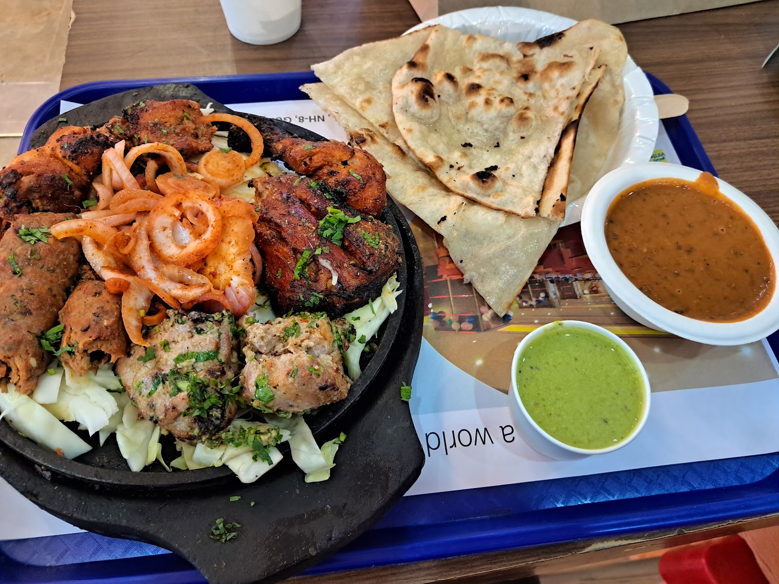 Food Court — Oficiais