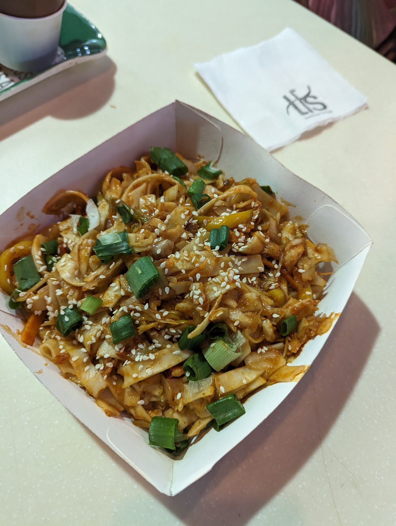 Food Court — Oficiais