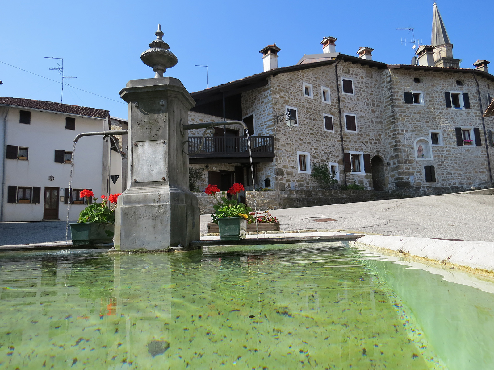 Frisanco