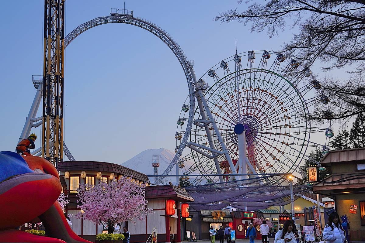 Fuji-Q Highland — Oficiais