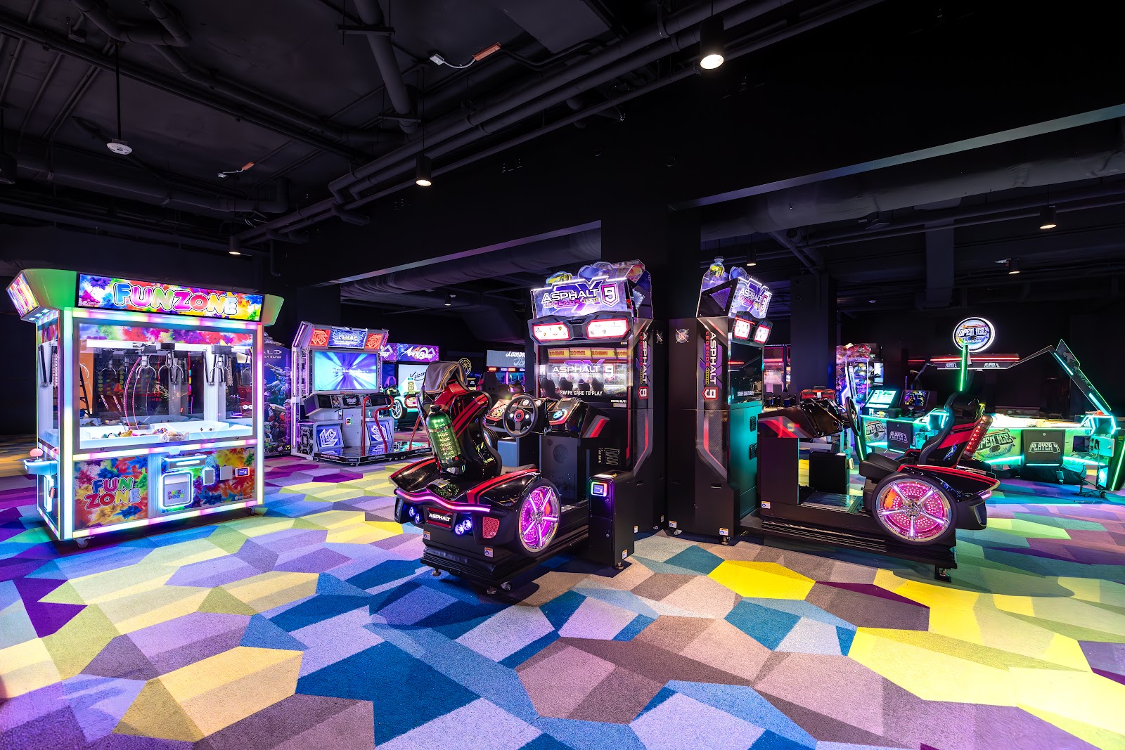 Fun House Arcade Snack Bar — Oficiais