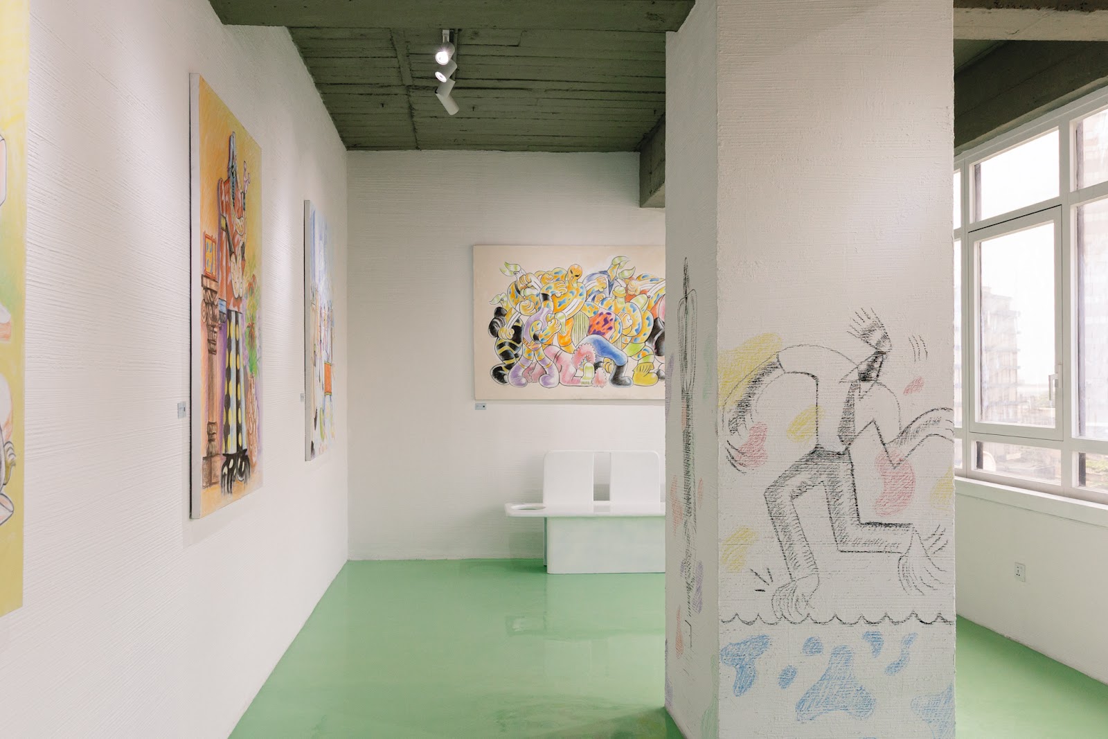 Galérie Nour — Oficiais