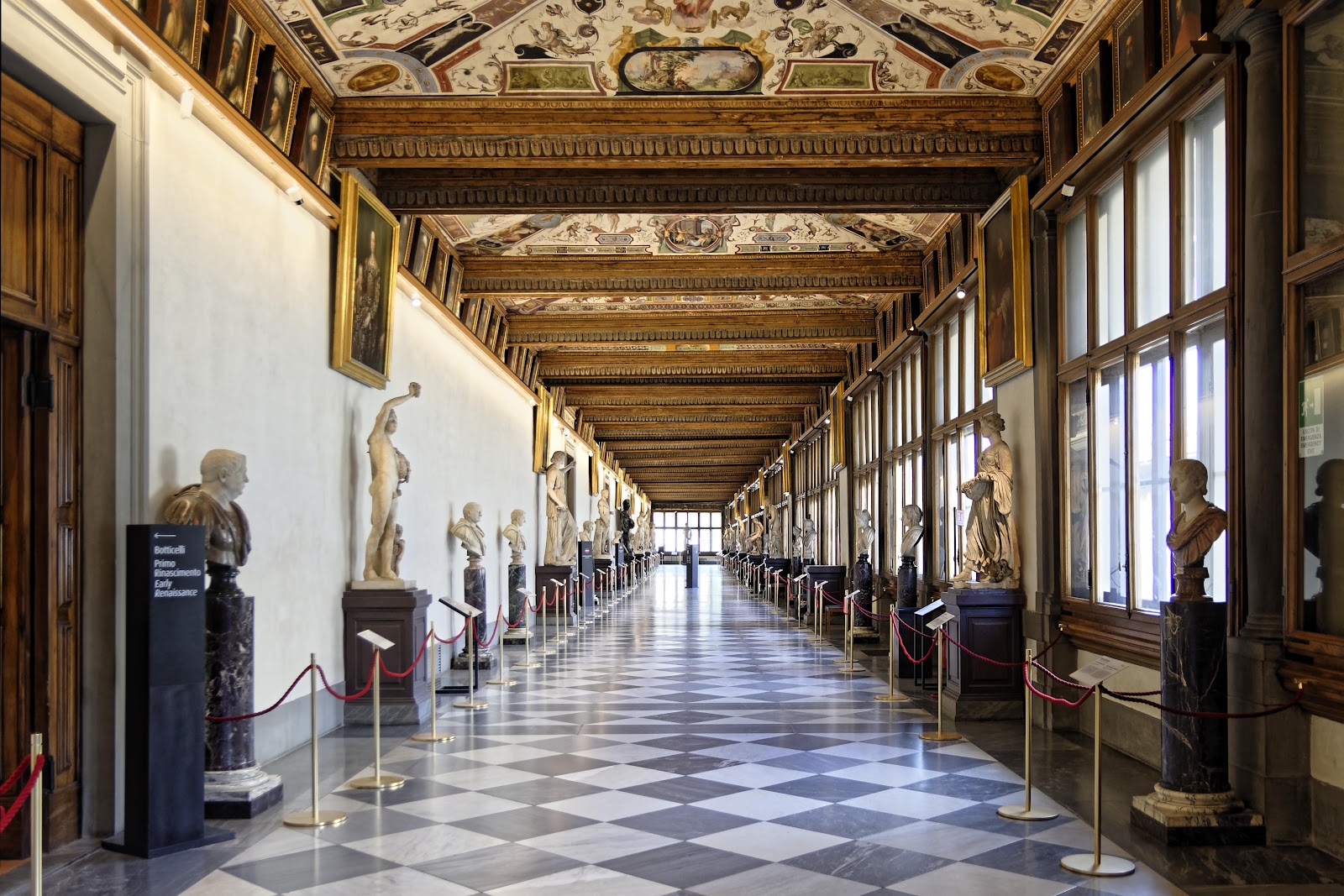 Galleria degli Uffizi — Oficiais