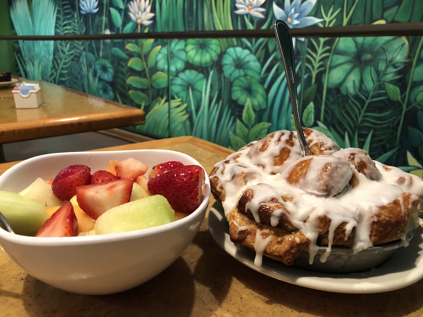 Garden Grill Restaurant — Oficiais