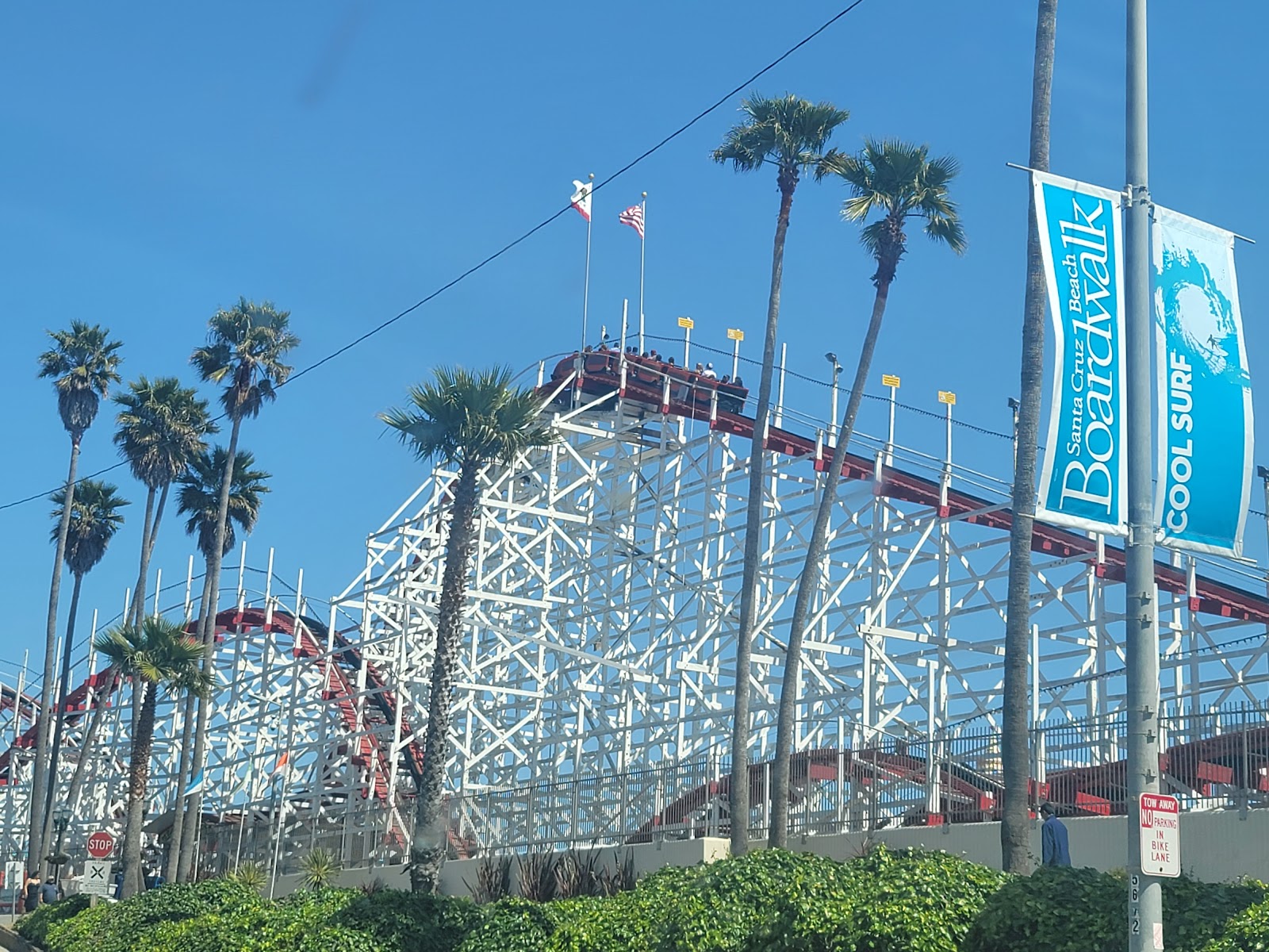 Giant Dipper — Oficiais
