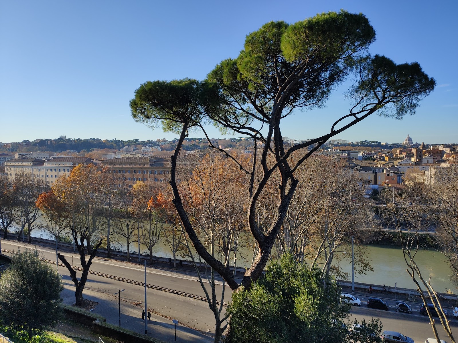 Giardino degli Aranci — Oficiais