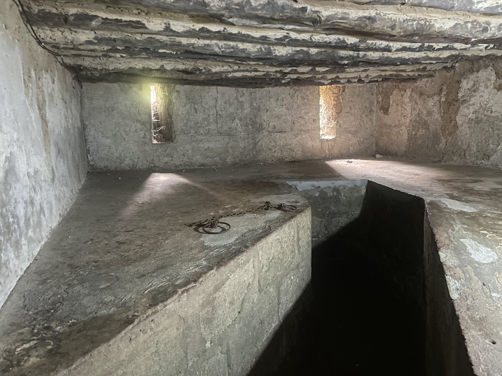 Gos tour in #zanzibar. Get your guide for slave market & Stone town city — Oficiais