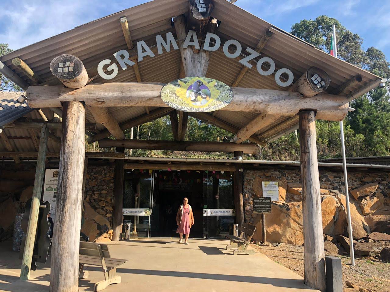 GramadoZoo — Oficiais