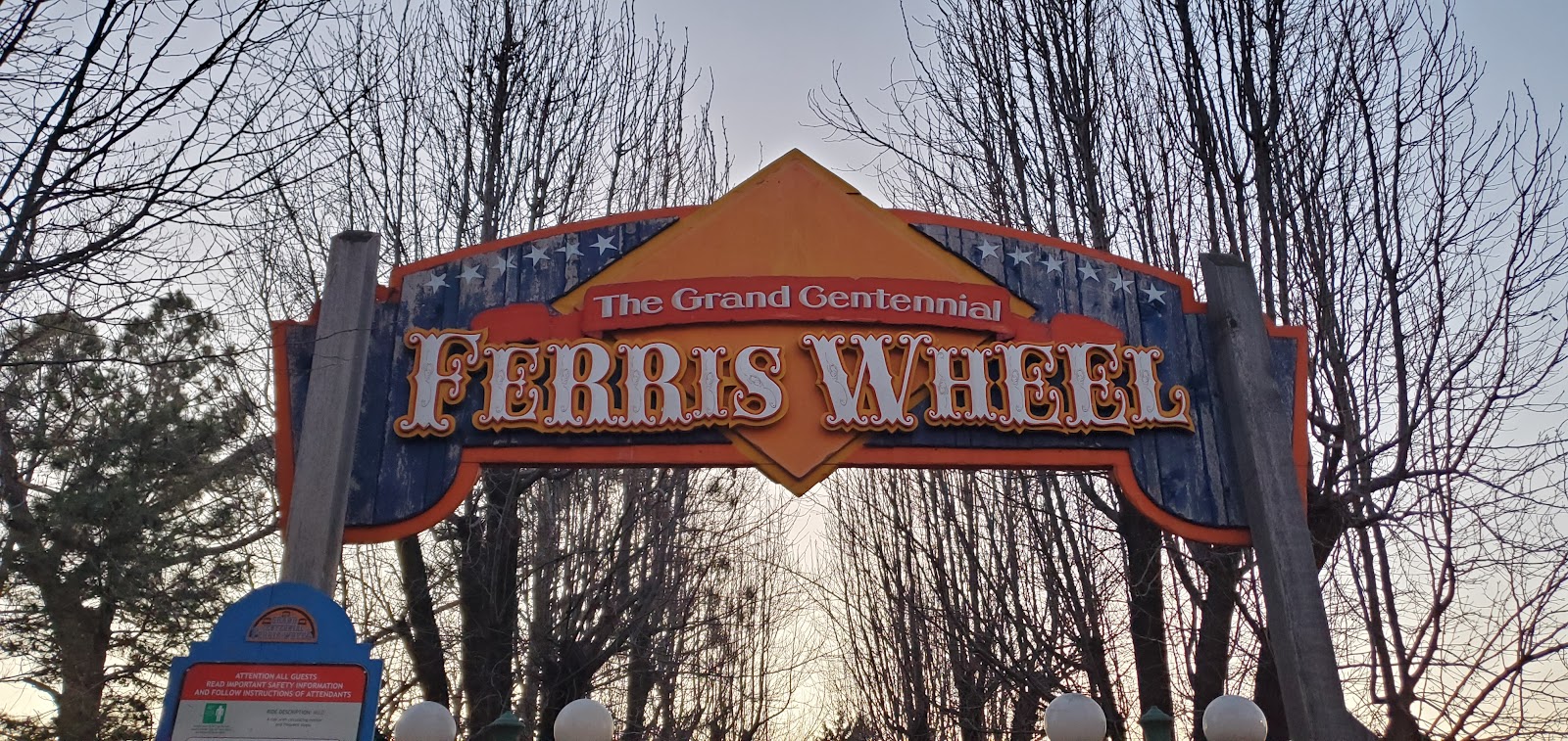 Grand Centennial Ferris Wheel — Oficiais