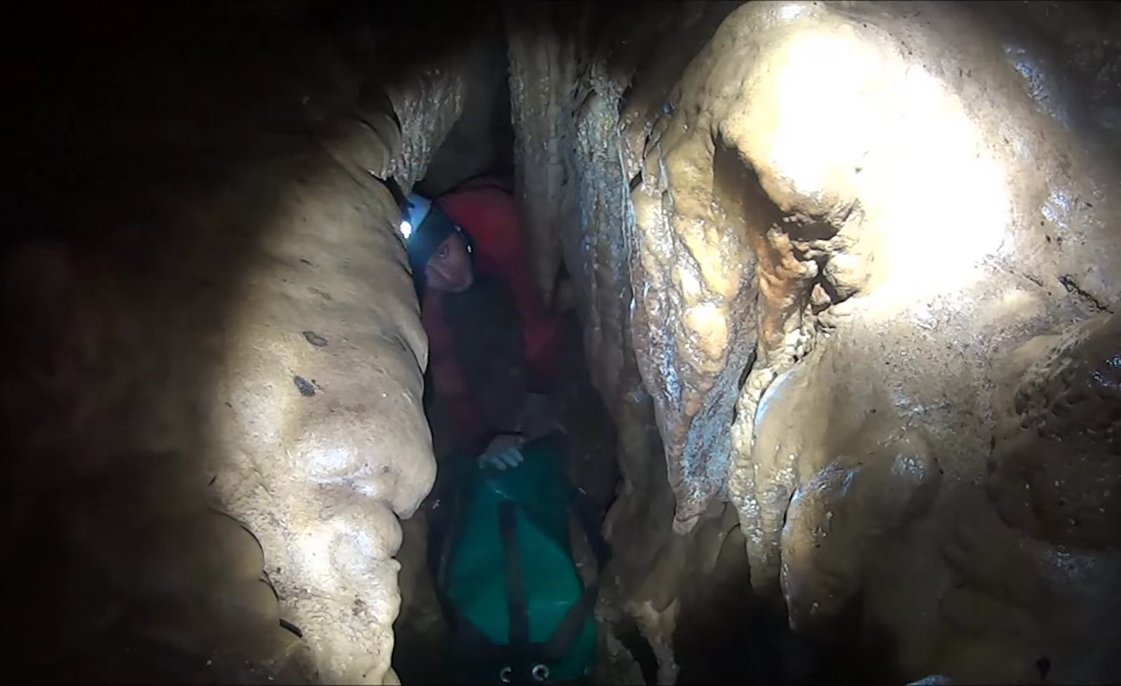 Grotta del Nido dell'Aquila — Oficiais