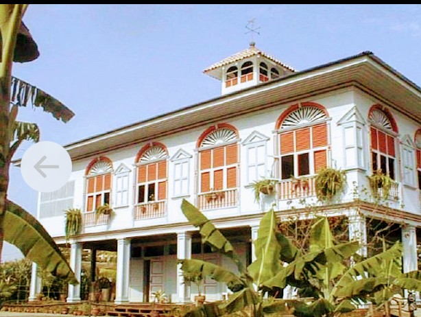Guayaquil Historical Park — Oficiais