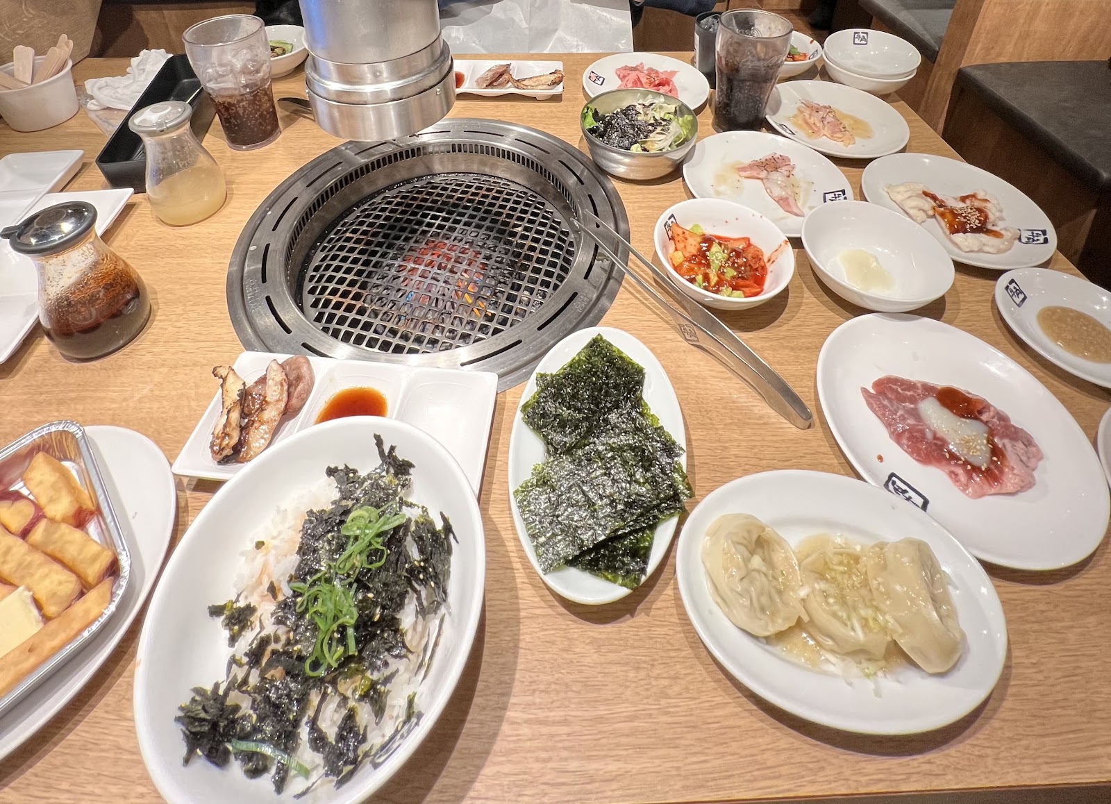 Gyu-Kaku — Oficiais