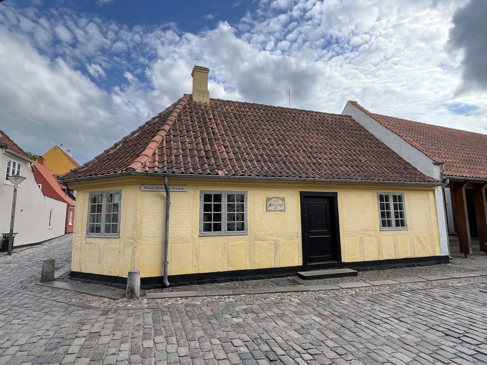H.C. Andersen’s House — Oficiais