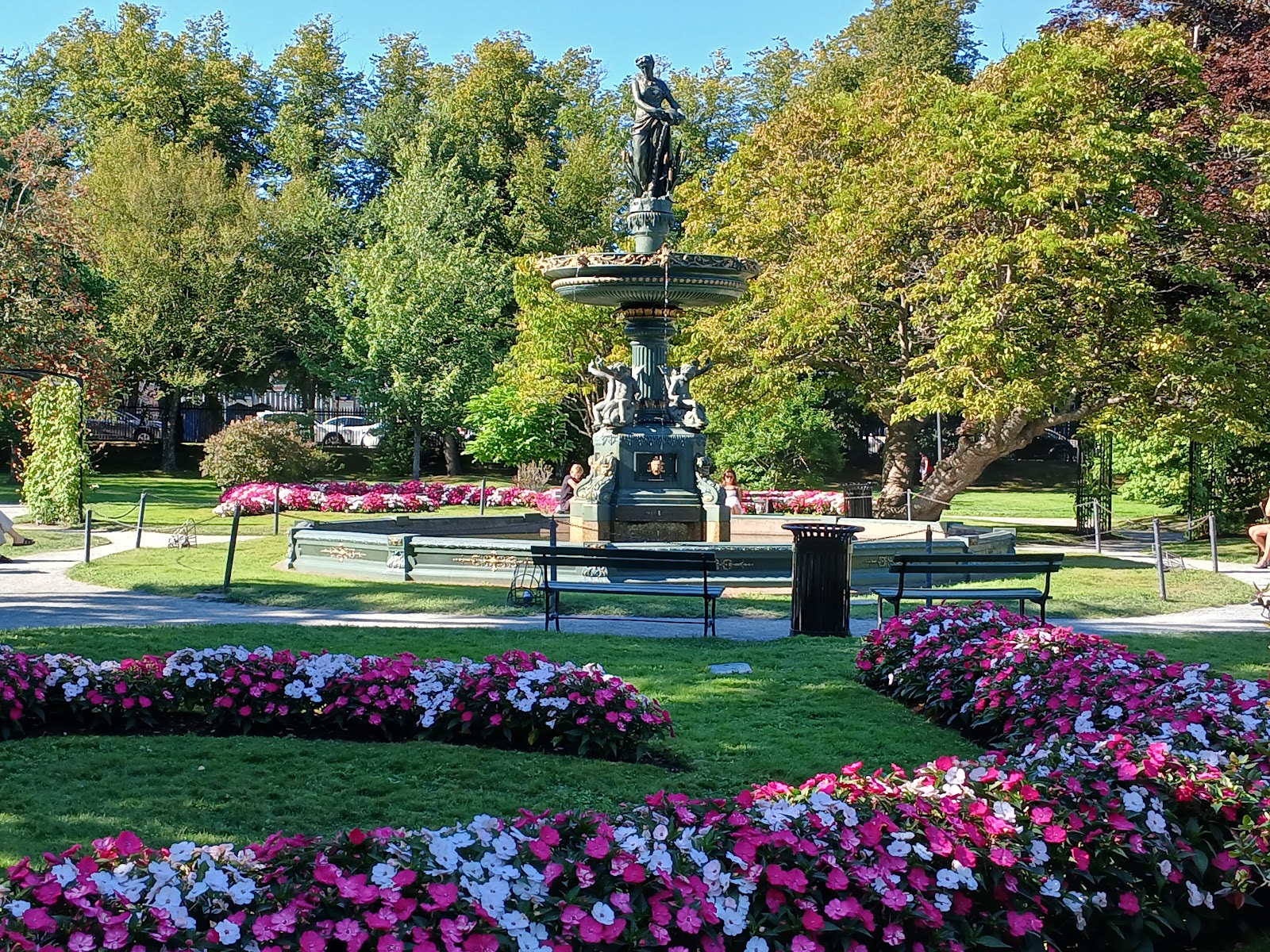Halifax Public Gardens — Oficiais