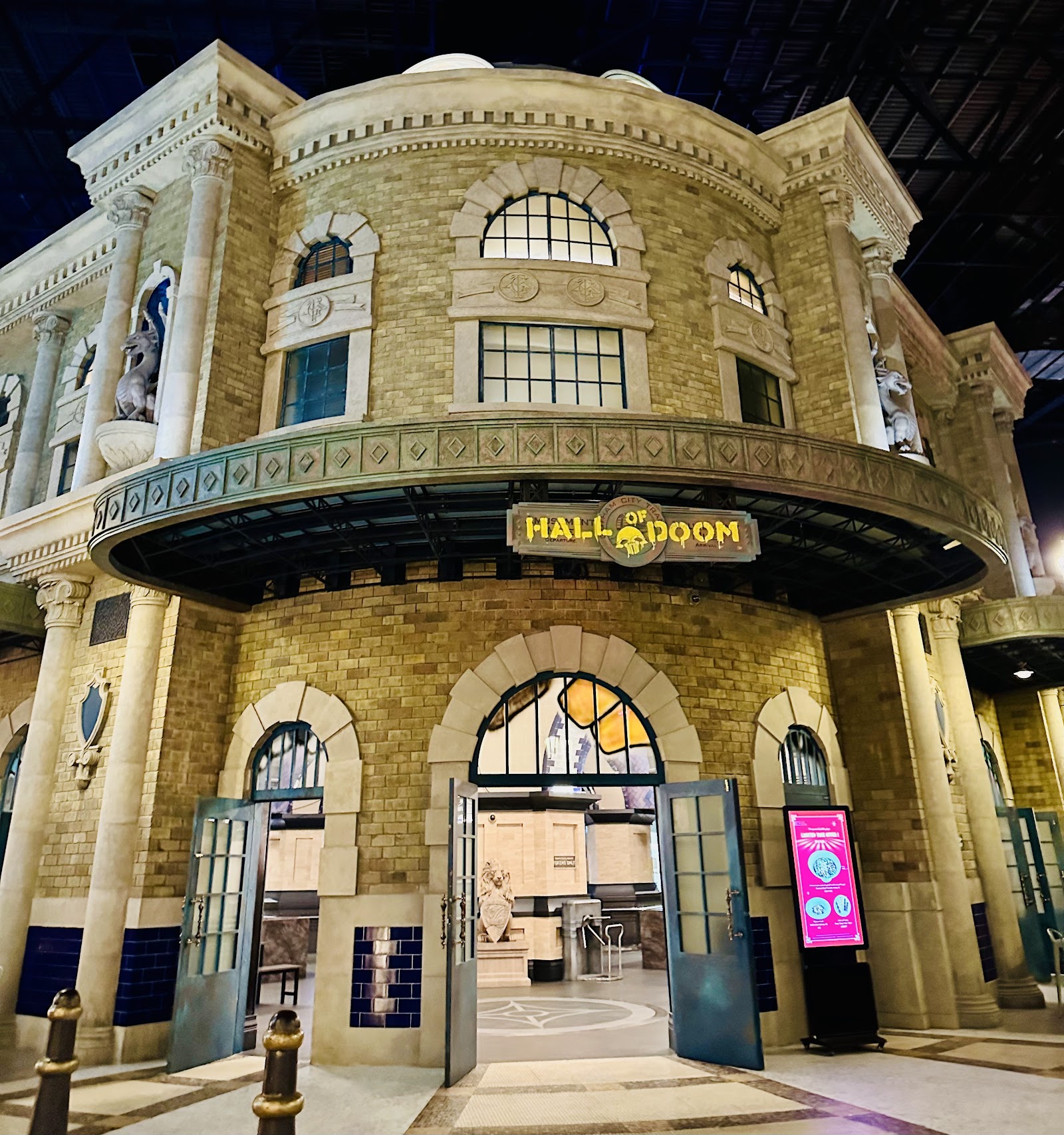 Hall of Doom — Oficiais