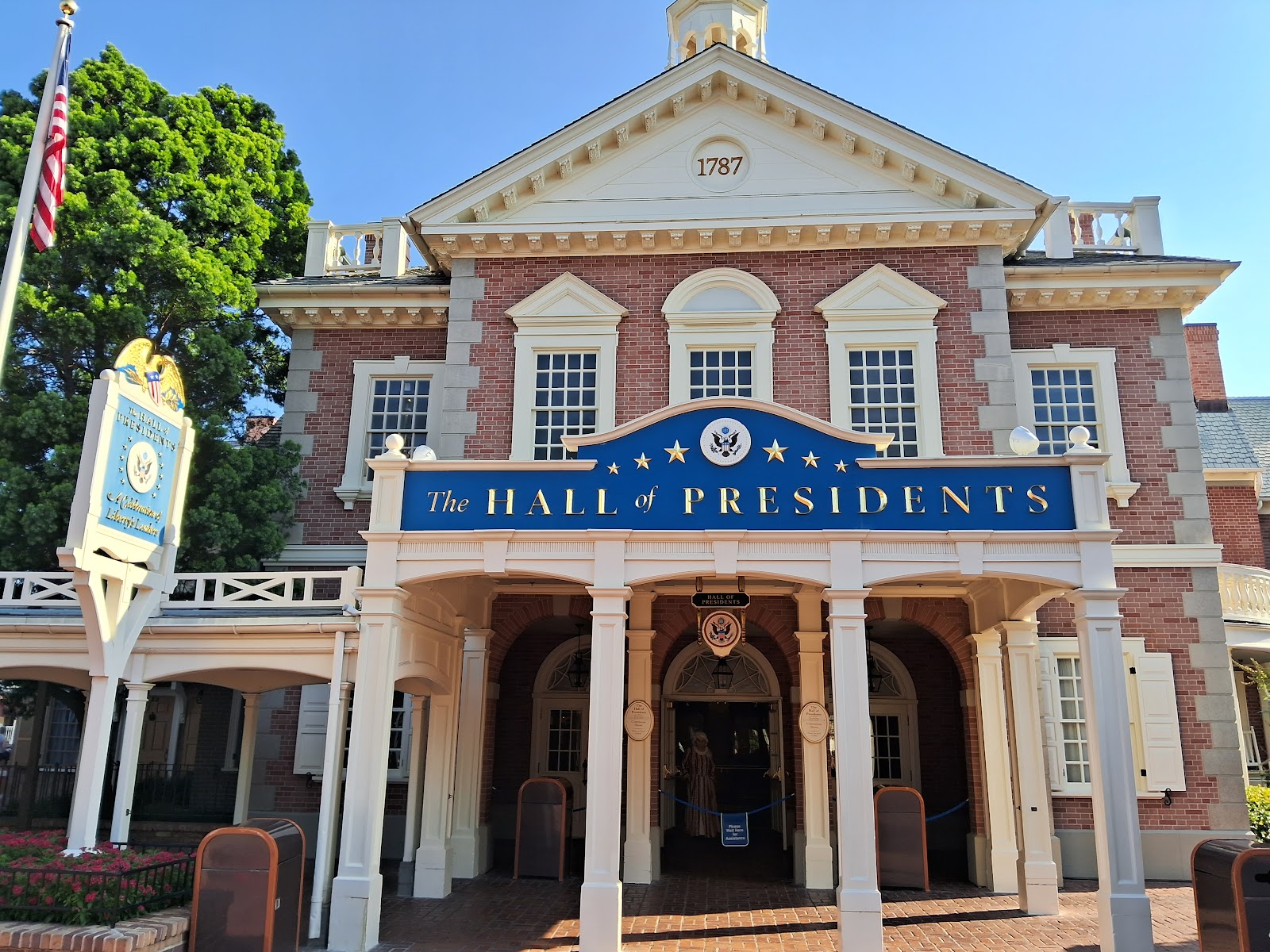 Hall of Presidents — Oficiais