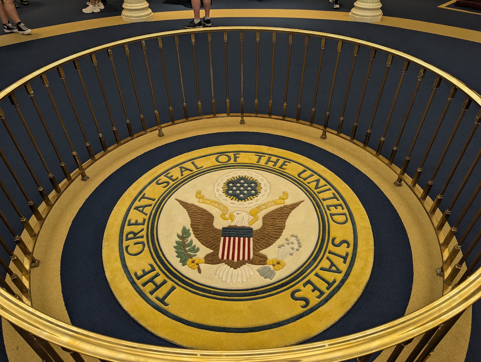Hall of Presidents — Oficiais