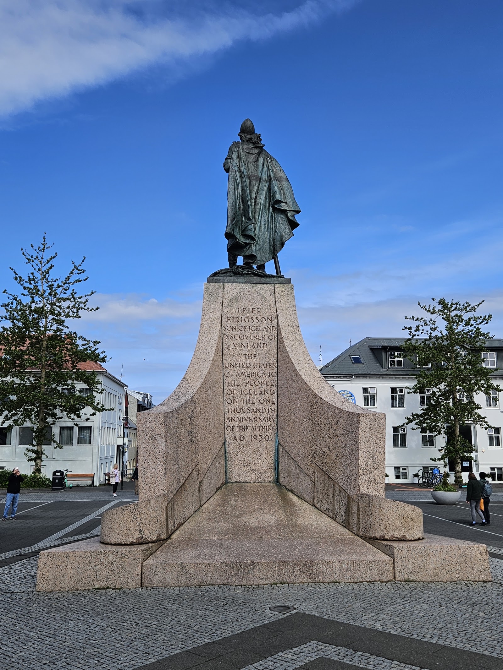 Hallgrímskirkja — Oficiais