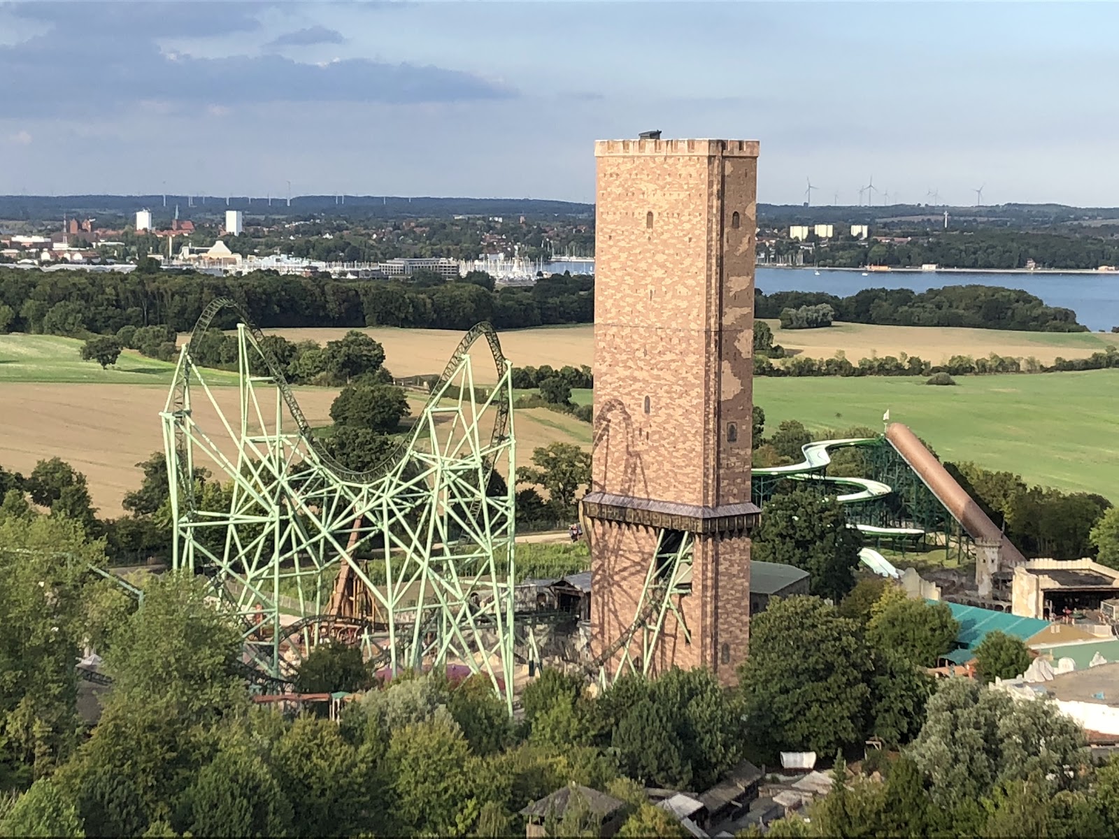 Hansa-Park — Oficiais