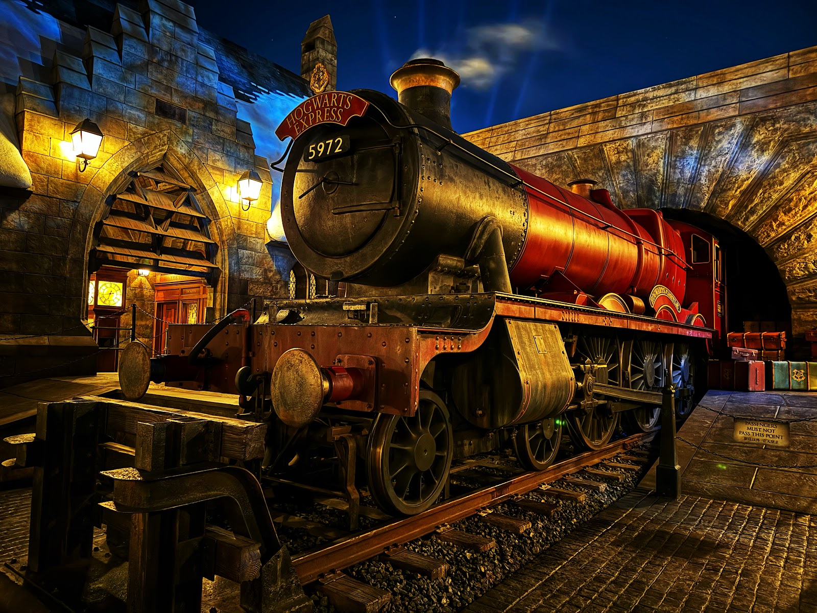 Harry Potter and the Forbidden Journey — Oficiais