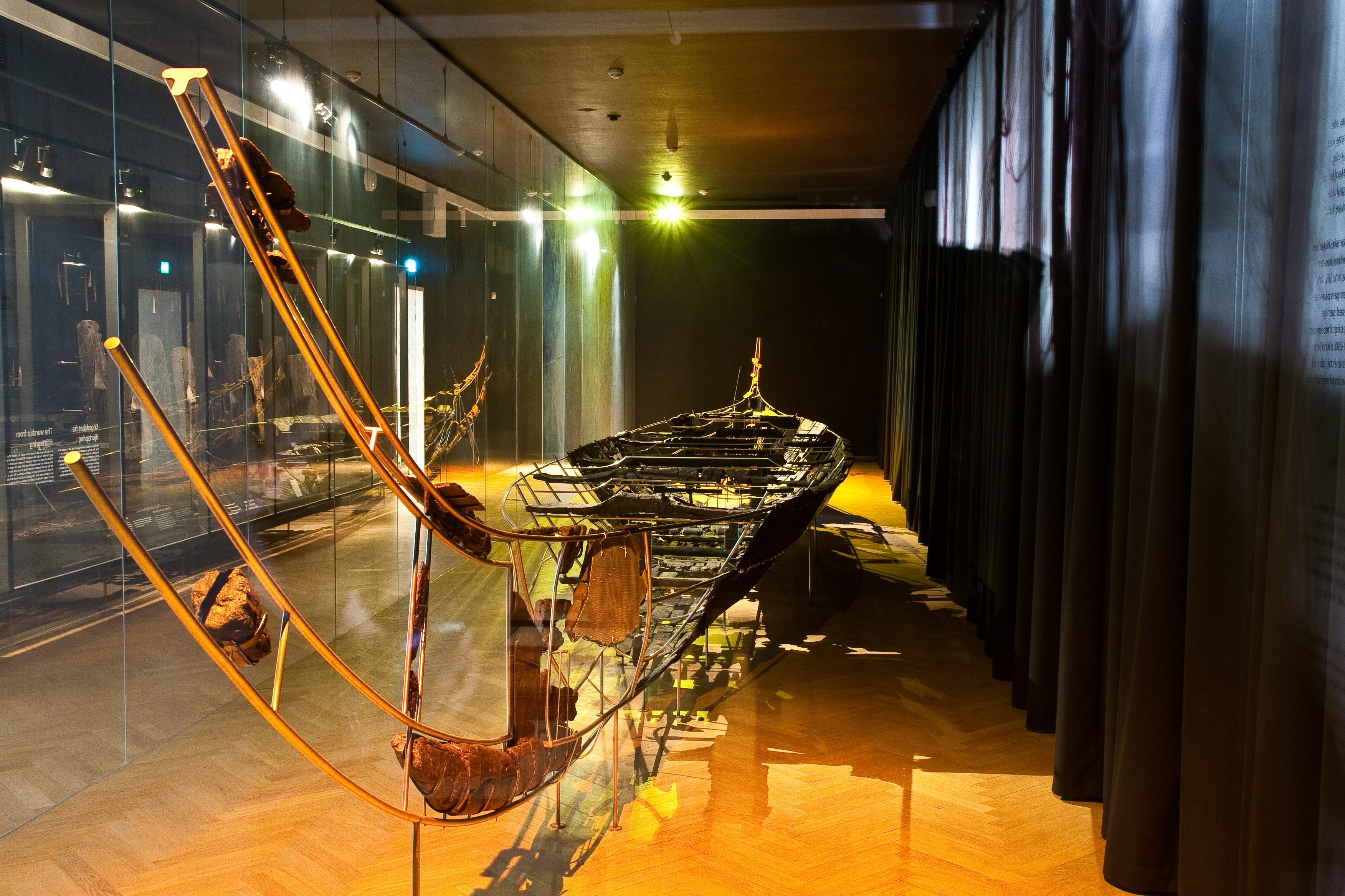 Hjortspring boat