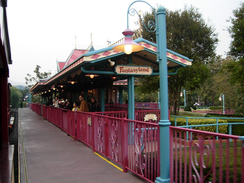 Hong Kong Disneyland Railroad – Fantasyland Station