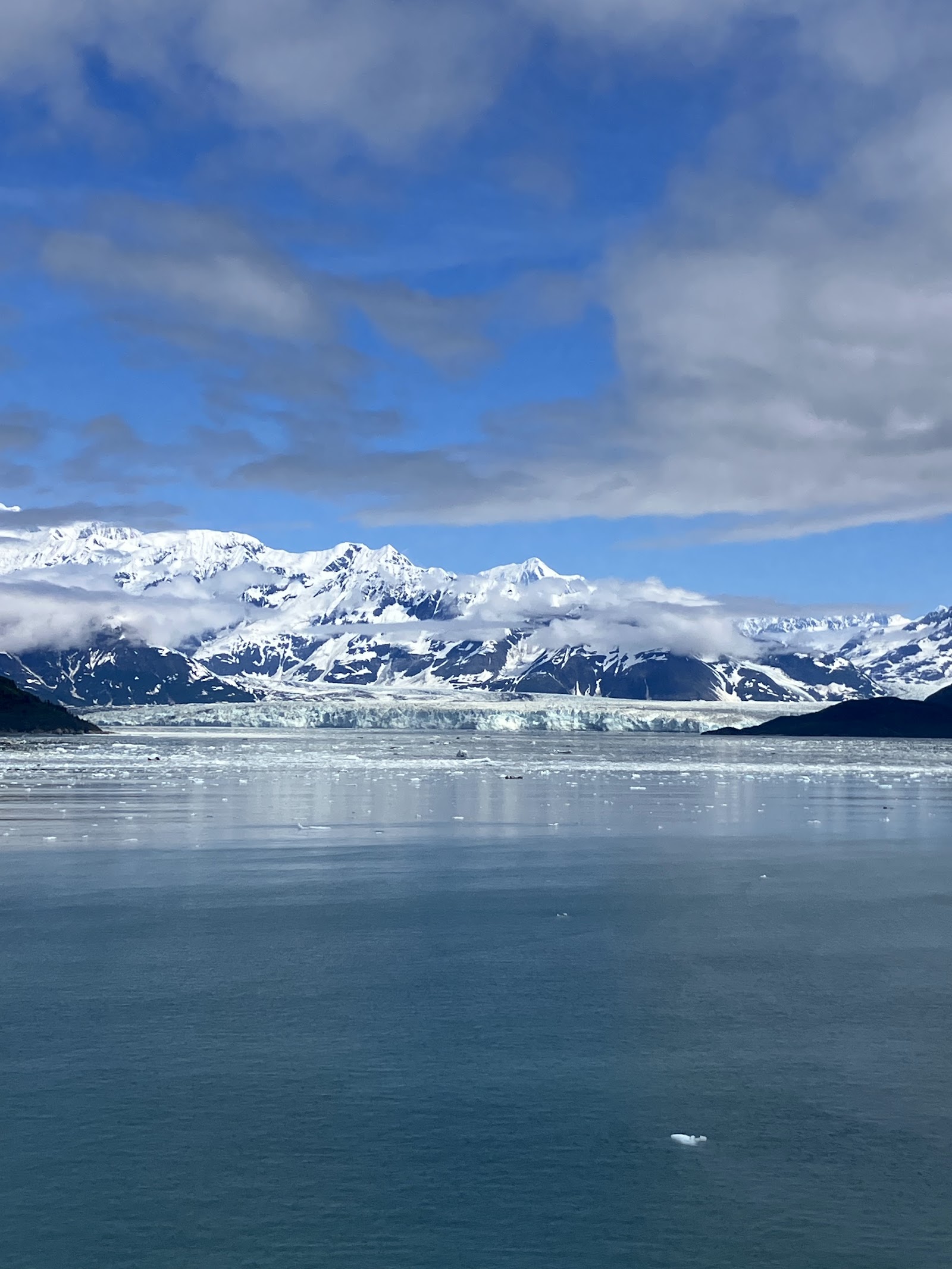 Hubbard Glacier — Oficiais