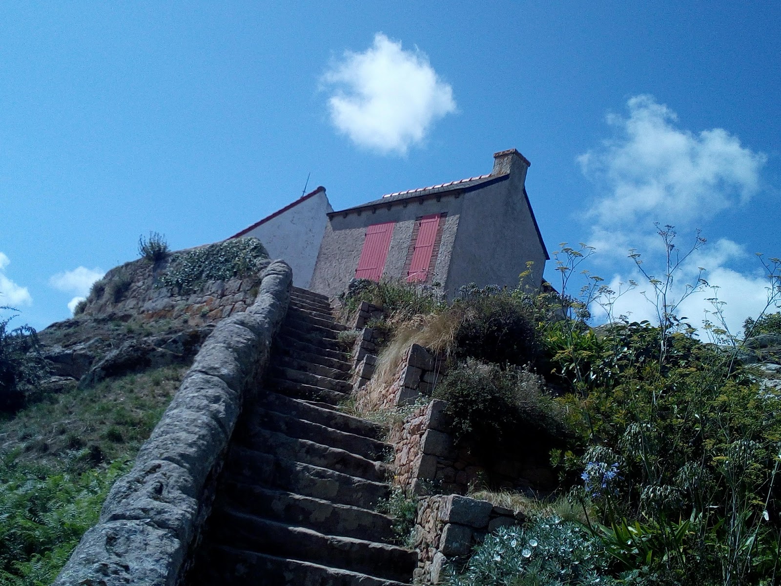 Île-de-Bréhat — Oficiais