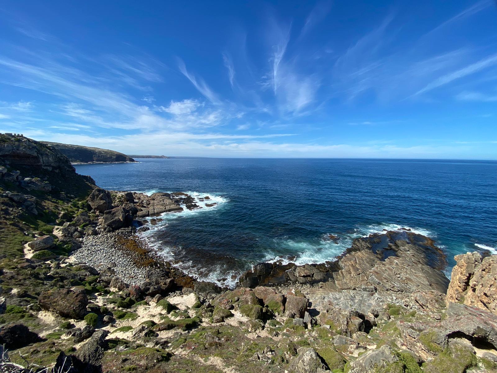 Ilha Kangaroo — Oficiais