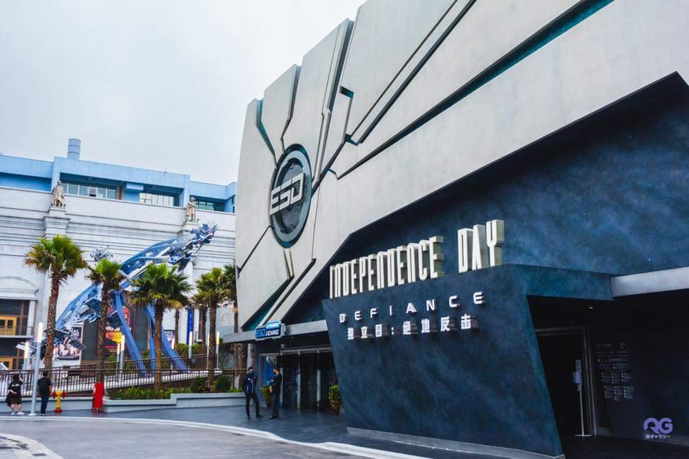 Independence Day: Defiance — Oficiais