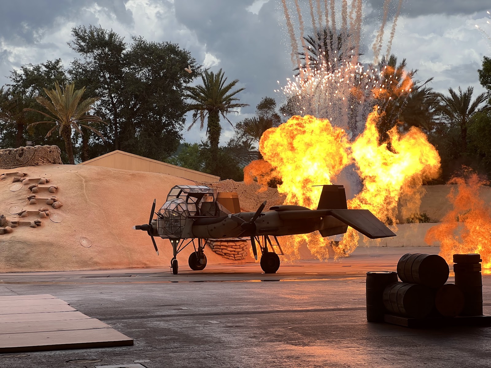 Indiana Jones Epic Stunt Spectacular! — Oficiais