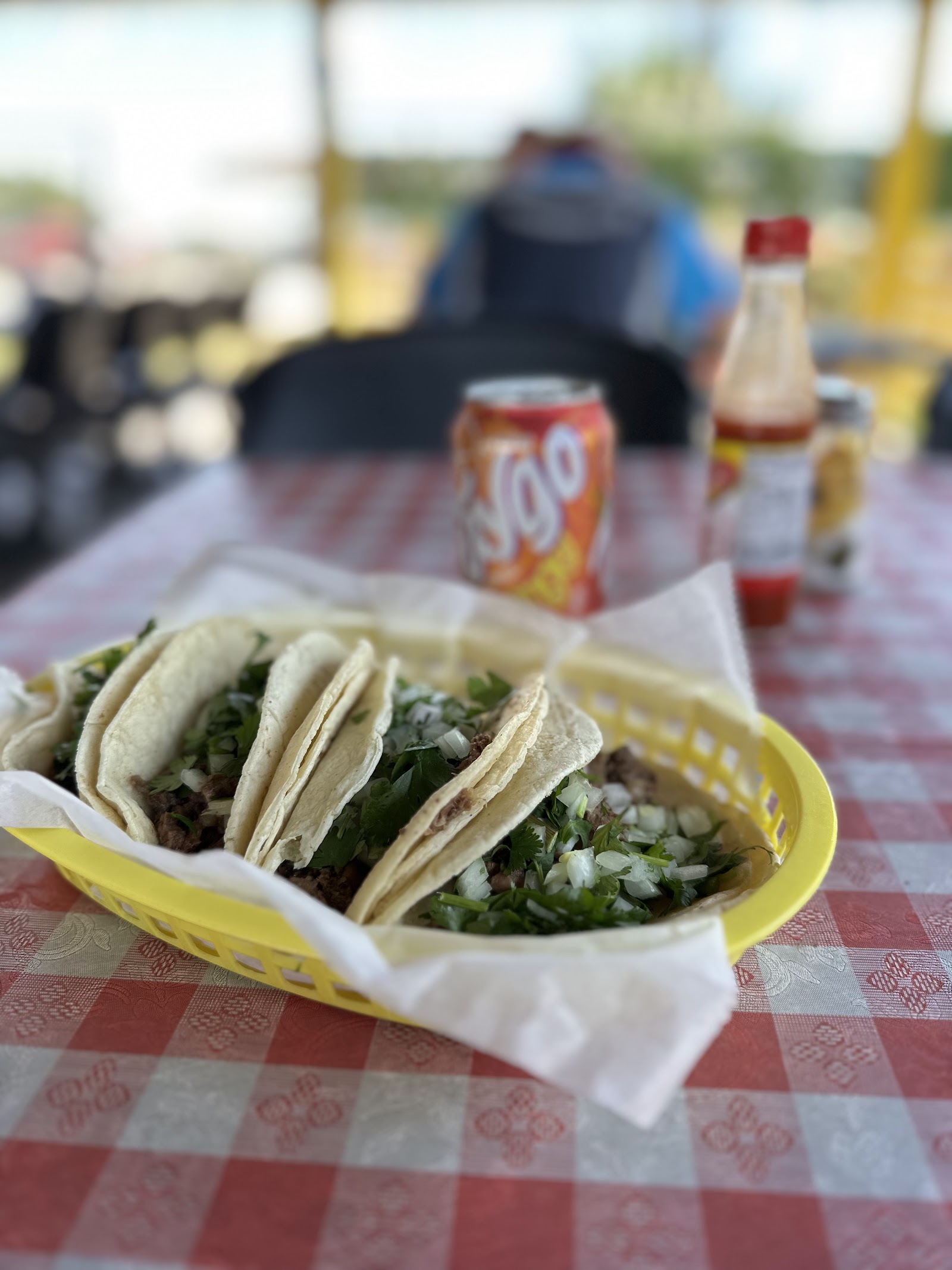 Island Taco Truck — Oficiais
