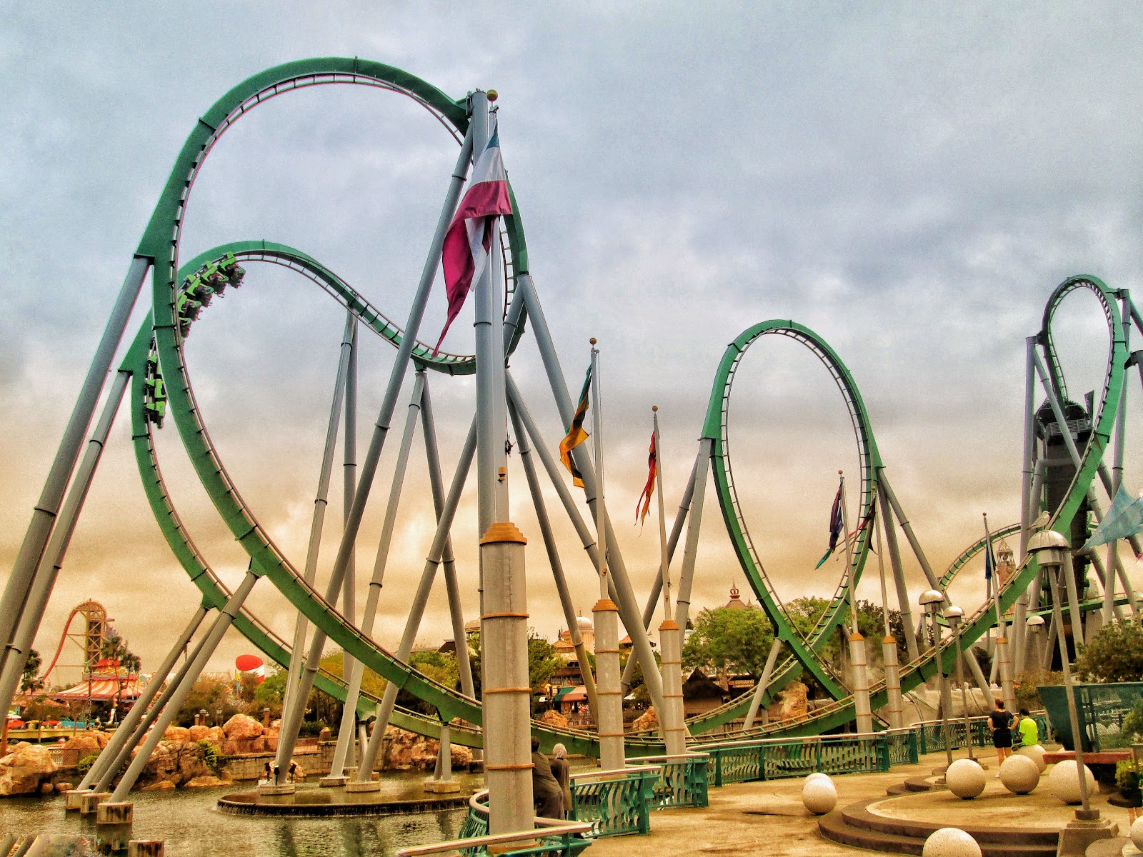 Islands of Adventure — Oficiais